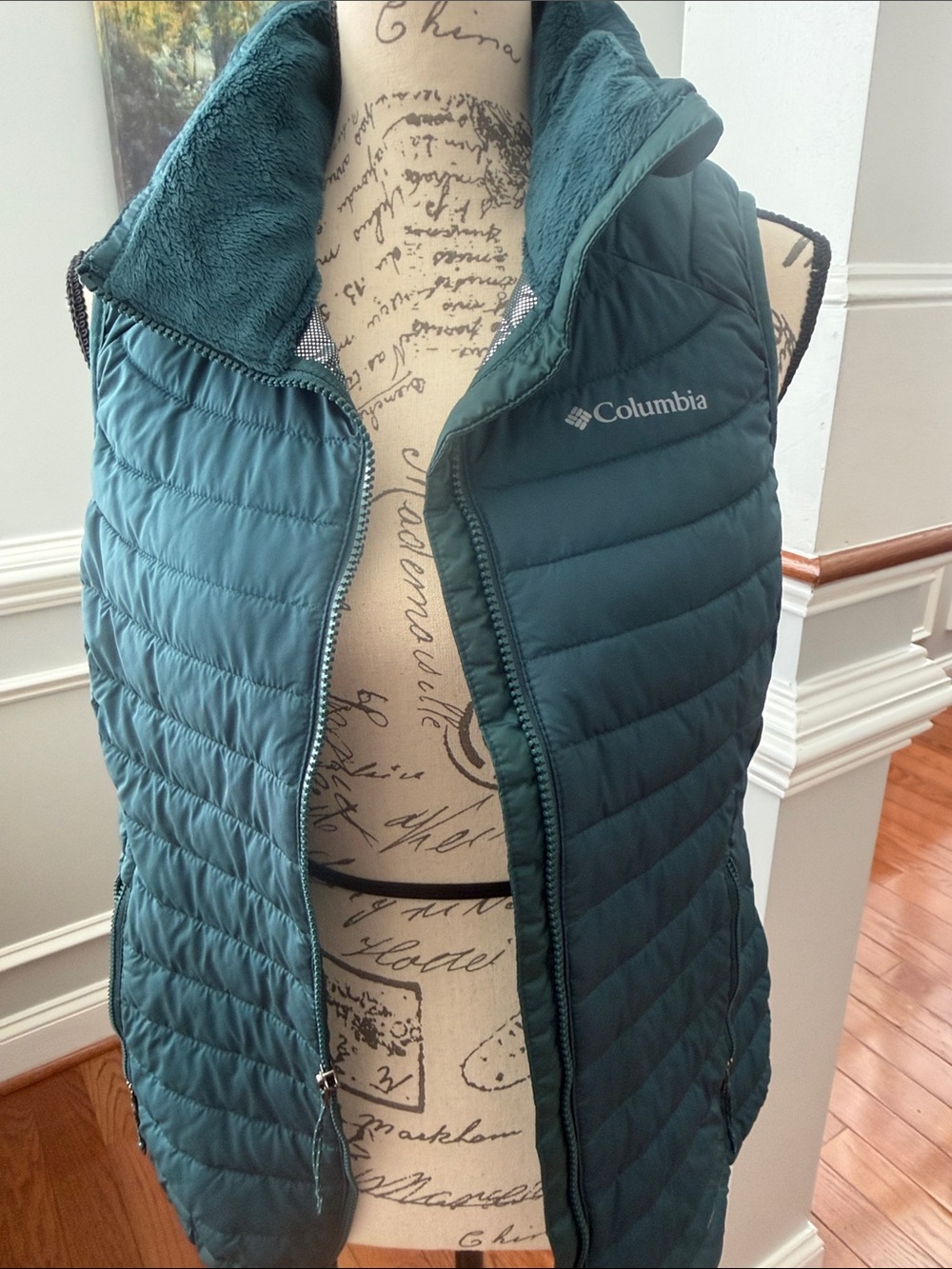 Columbia Teal Quilted Insulated Vest